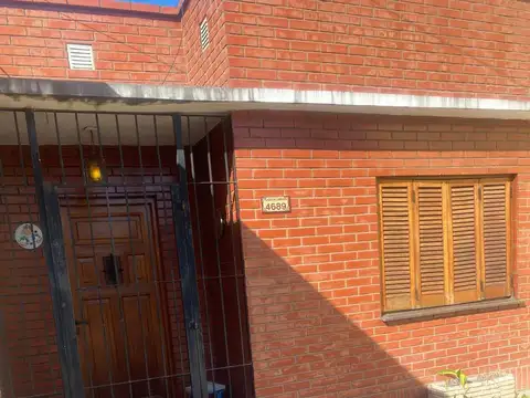 Av Gaspar Campos 4600