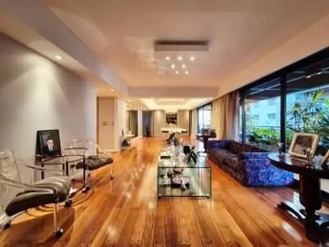 Departamento 6 ambientes con 5 baños