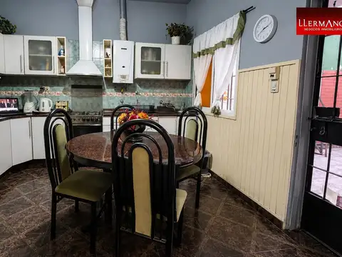 Casa 4 ambientes con 1 baño