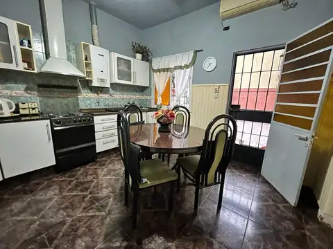 Casa en Venta en Villa Adelina, USD 208.000