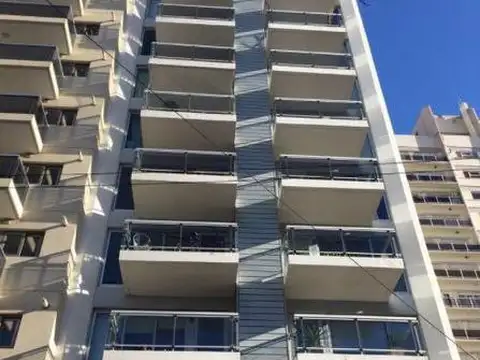 Departamento - Centro 2 dorm con cochera