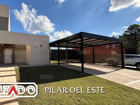 Casa  en Venta en Casas de Santa Guadalupe, Casas del Este, Pilar del Este