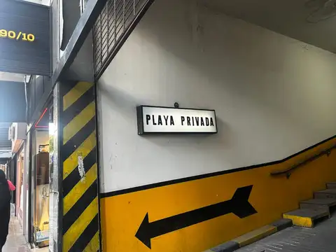 Cochera en venta en el centro de mendoza