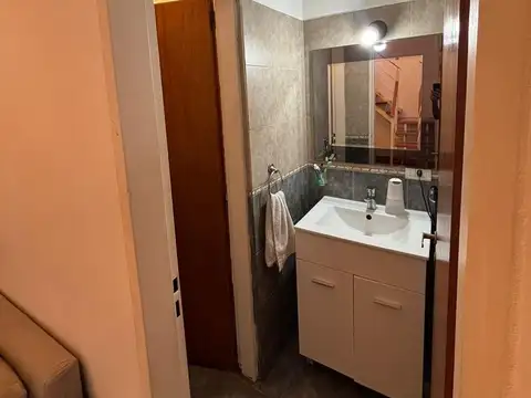 Depto Tipo Casa en Venta 35 años