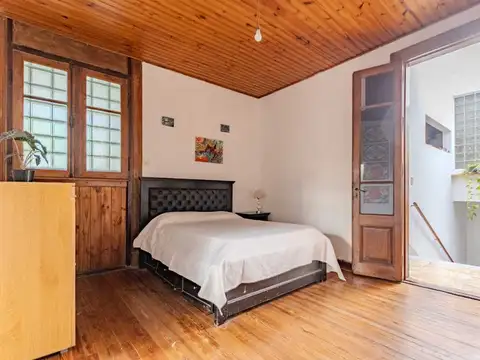 Depto Tipo Casa en Venta 72 años