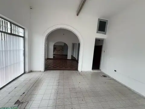 Local en Venta en Alto Alberdi, USD 150.000