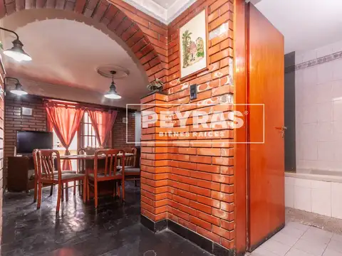 Casa 3 ambientes con 1 baño