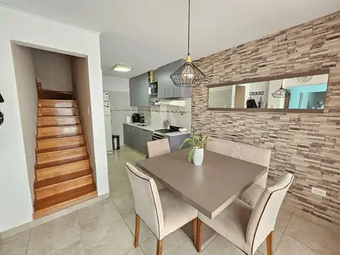 Depto Tipo Casa en Venta en Saavedra, USD 198.000
