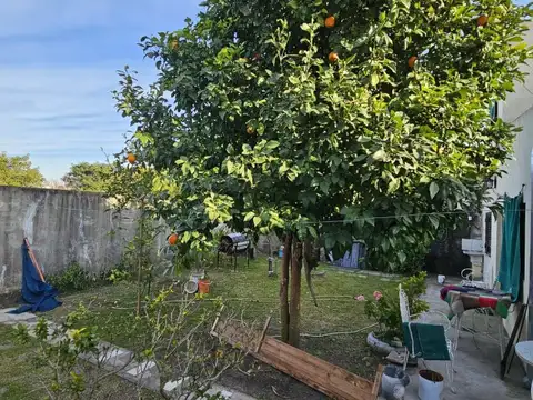Casa 2 ambientes con 1 baño