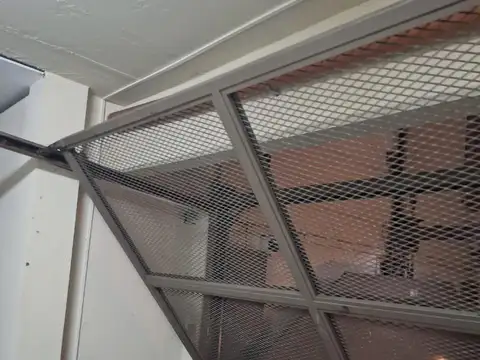 Alquiler de cochera cubierta  Valle 500 Caballito