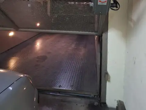 Alquiler Cochera Cubierta Privada Valle 500