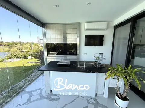 Casa en Alquiler en Puertos, USD 5.000