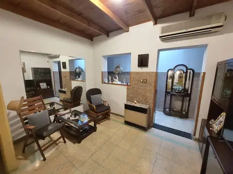 Depto Tipo Casa en Venta 60 años