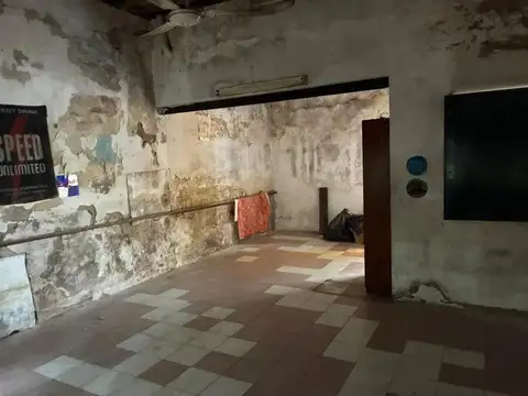 VENTA – CASA 6 AMBIENTES A REFACCIONAR – IDEAL INVERSION