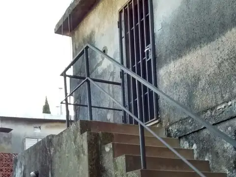 Depto Tipo Casa en Venta 51 años