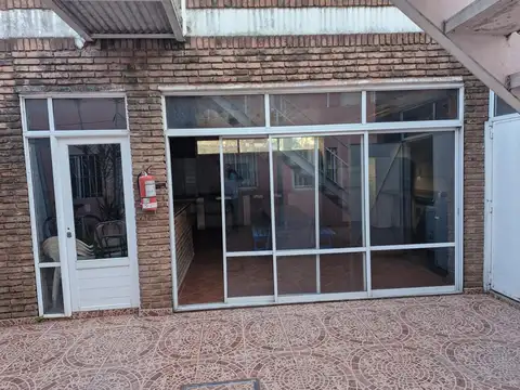 Av Primera Junta 900