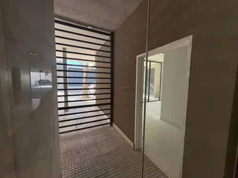VENTA DEPARTAMENTO A ESTRENAR - BALCON Y COCHERA