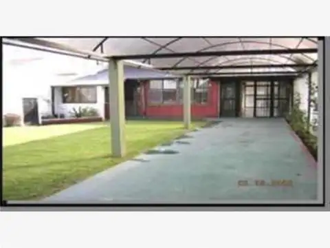 Casa 5 ambientes con 6 baños