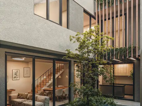 Brown 2761 - Casa Nueva de Pasillo