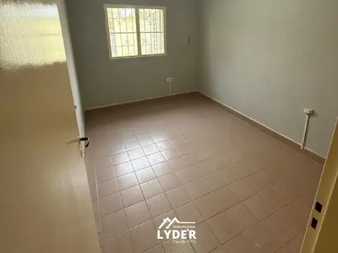 Casa en alquiler | 3 dormitorios en Barrio Vial