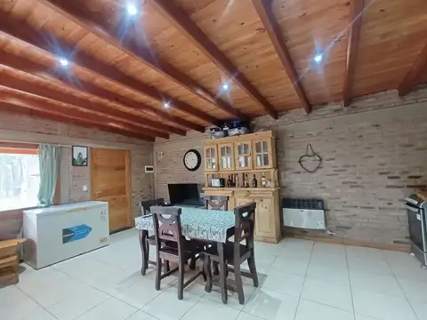 Casa 3 ambientes con 1 baño