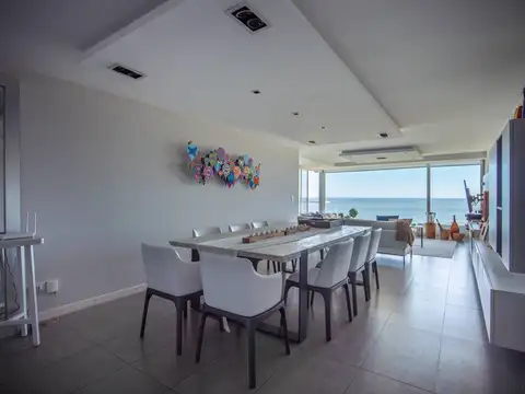 Departamento en venta frente al mar en Edificio Lumiere.