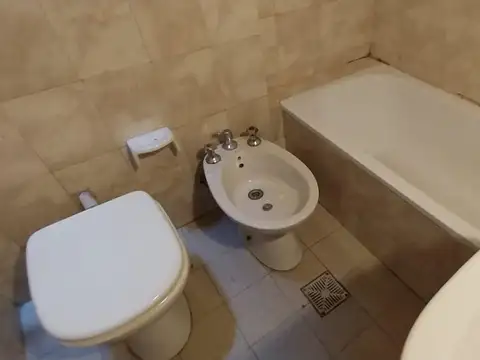 Departamento 3 ambientes con 1 baño