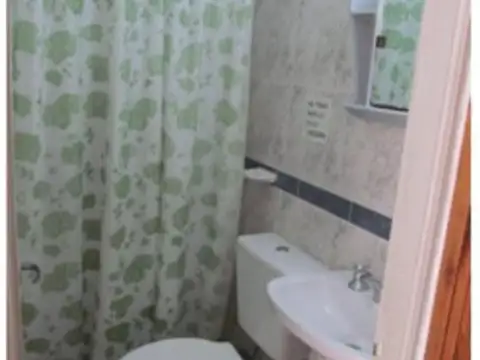 HOTEL FAMILIAR EN SANTA TERESITA TELEFONOS: 04/156