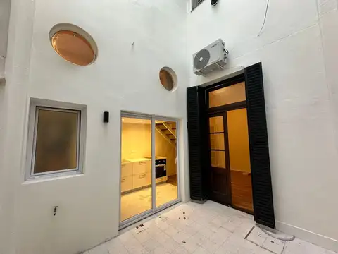 Depto Tipo Casa en Venta de 2 ambientes