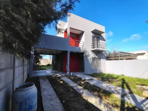 Casa en Venta en Villa Elisa, USD 115.000