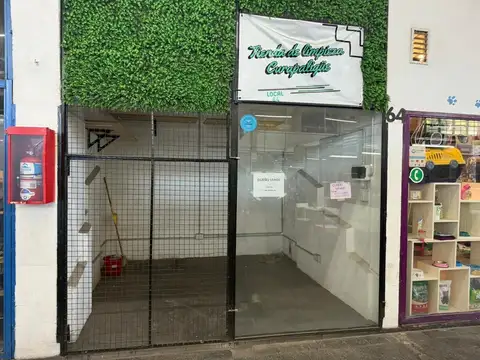 Av. Eva Peron  al 1700