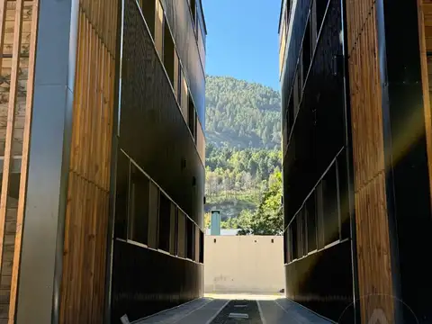FINA PATAGONIA. Departamento en venta c/ cochera en San Martin de los Andes