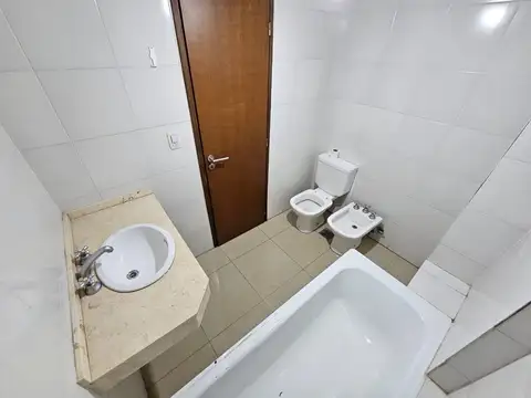 San Martin 600, Piso PB