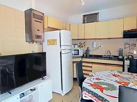 Casa 6 ambientes con 3 baños
