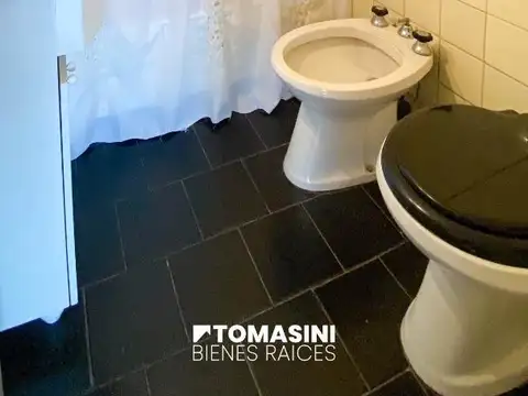 DEPARTAMENTO DE 1 AMBIENTE A LA CALLE CON BALCON