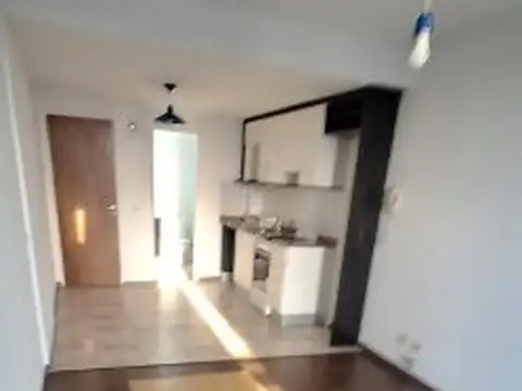 Departamento en Alquiler en Republica De La Sexta, $ 320.000
