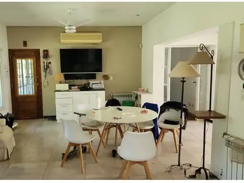 Chacra Los Raigales , Piso 1