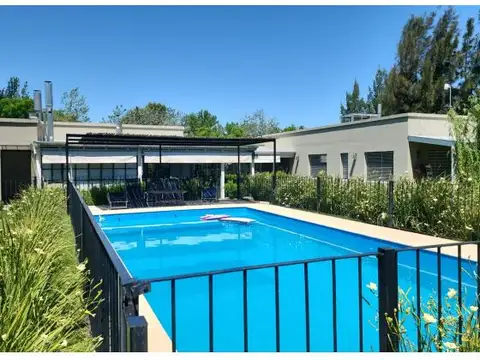 Casa en Alquiler Permanente - Barrio Privado Los Ráigales, Roldán