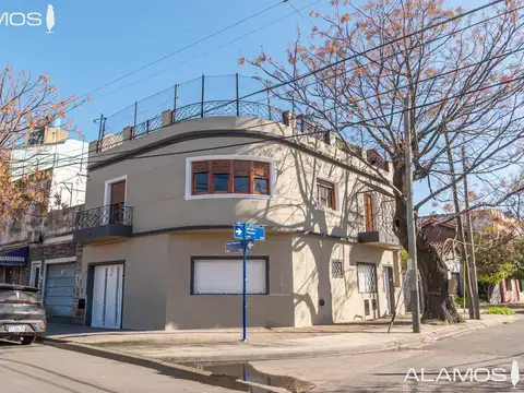 Depto Tipo Casa en Venta de 4 ambientes