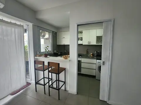 Zapiola 4300, Piso 4