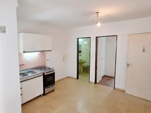 Departamento en Alquiler en Centro, $ 330.000