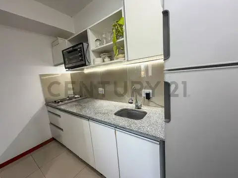 Casa 2 ambientes con 1 baño