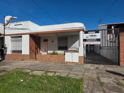 Ph - Venta - Argentina, Haedo - Del valle Iberlucea 1339