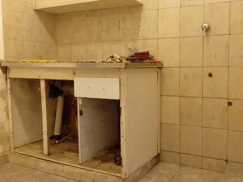 Depto Tipo Casa en Venta 40 años