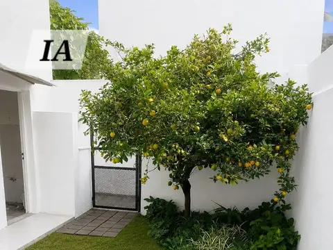 Depto Tipo Casa en Venta de 2 dormitorios