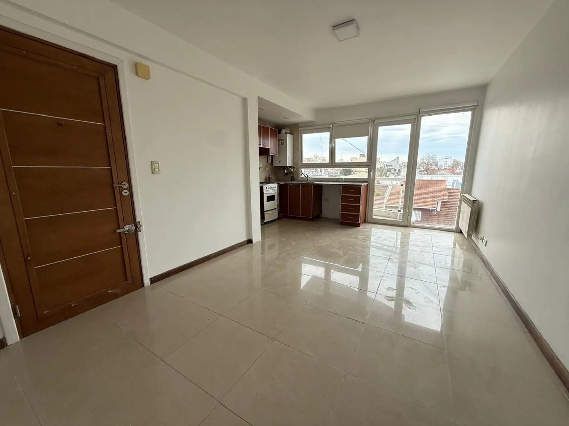 Departamento alquiler 3 ambientes con balcon y cochera