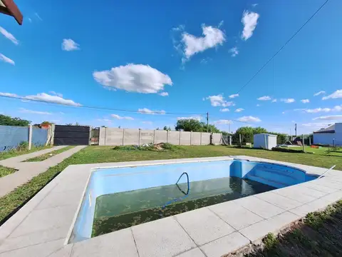 Quinta en Venta con 3 cocheras
