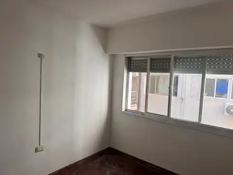 Departamento en Alquiler en Centro, $ 300.000