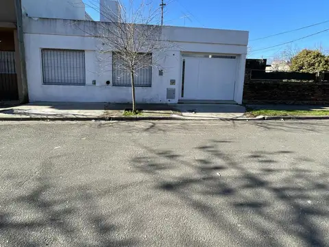 Venta casa en Villa Constitucion