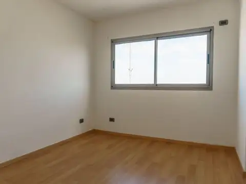 Avenida San Juan 2800